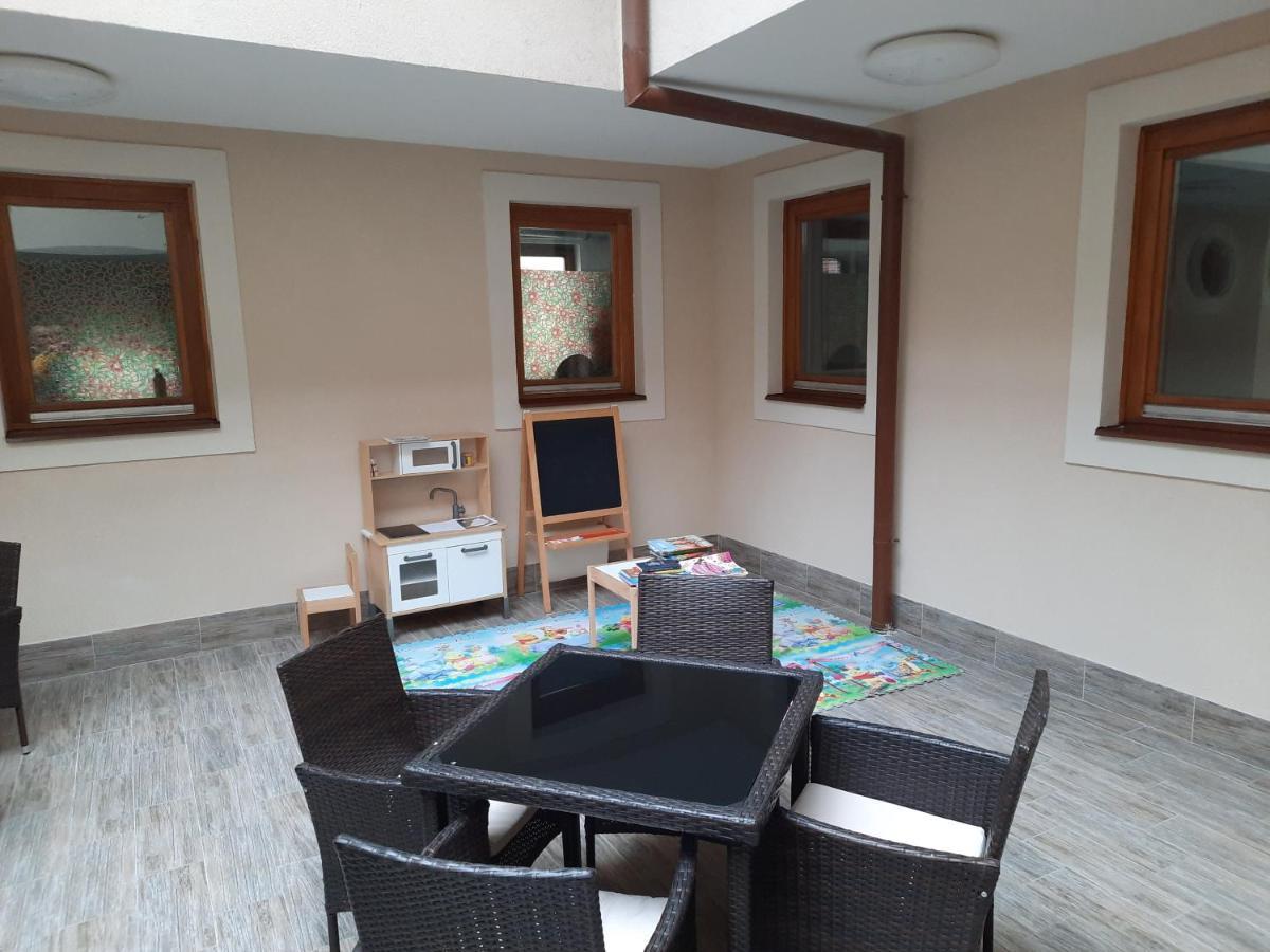 Vegvari Hotel Eger Eksteriør bilde
