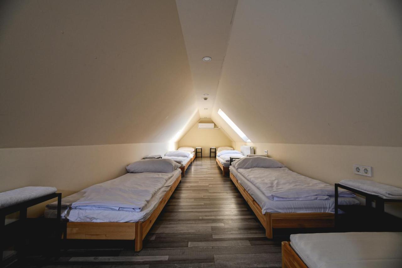 Vegvari Hotel Eger Eksteriør bilde