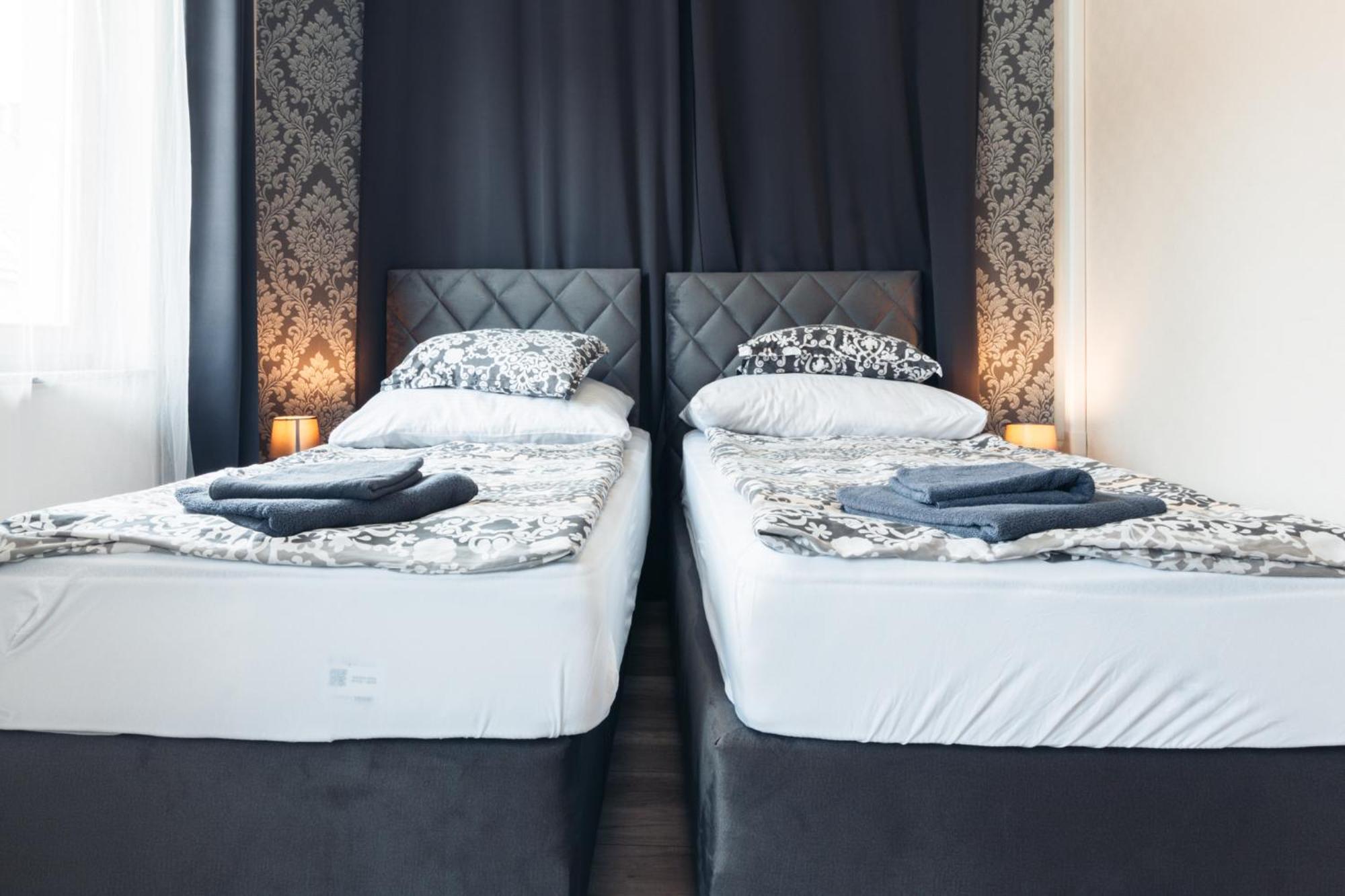 Vegvari Hotel Eger Eksteriør bilde